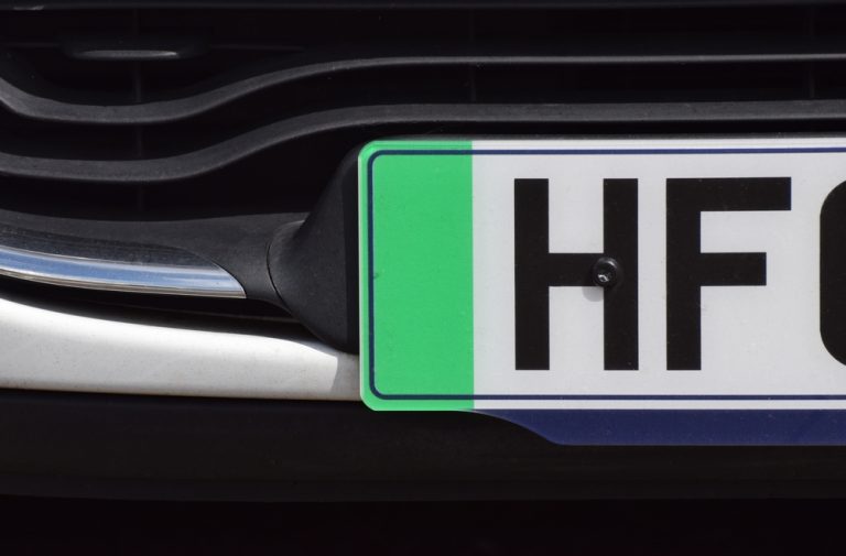 UK Number Plate Rules for Electric and Hybrid Vehicles