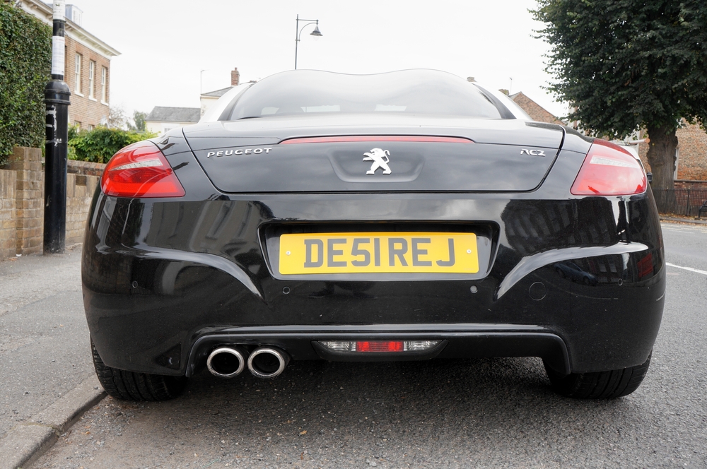 What Are 4D Number Plates and Are They Legal?