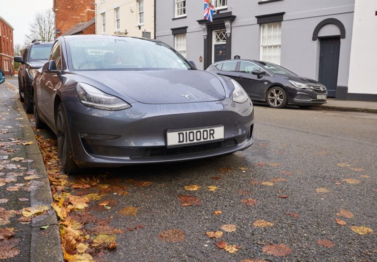 How Thick Can 4D Plates Be?