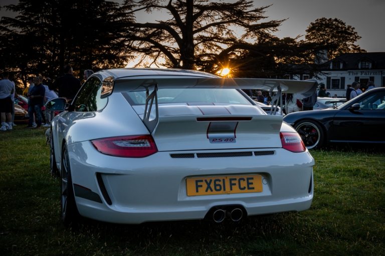 Why Choose 3D Gel Number Plates Over Standard Plates