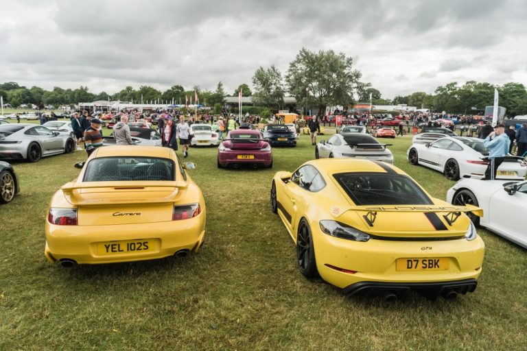 The Role of 3D Gel Number Plates in Corporate Fleet Branding