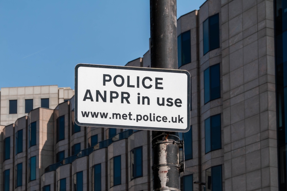 What Are 4D Number Plates?