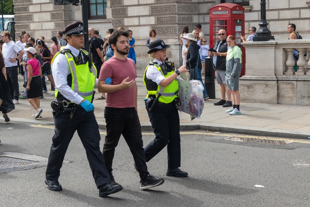 Can Police Pull You Over for Window Tint in the UK?