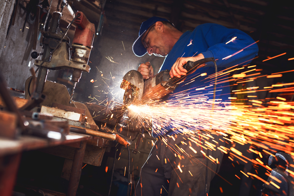 Is It Illegal to Cut Down a Number Plate?